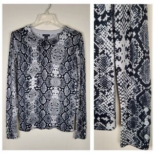 Halogen Size S NWOT Snake Print Lightweight Crewneck Sweater Black Tan